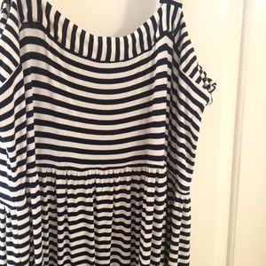 LOFT Dresses - NWT LOFT Striped Maxi Dress LOFT Dresses - NWT LOFT Striped Maxi Dress